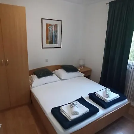 Atrium Apartment Orebic